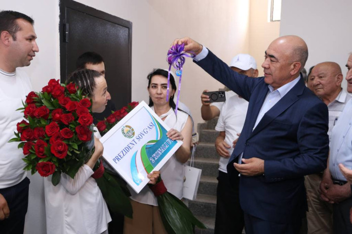 Parasportchi Fotima Soipovaga ikki xonali xonadon kaliti topshirildi