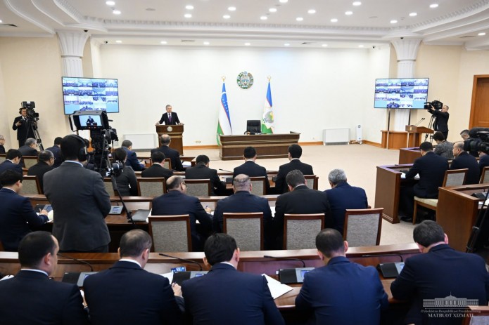 Transport vaziri Ilhom Mahkamov ogohlantirildi