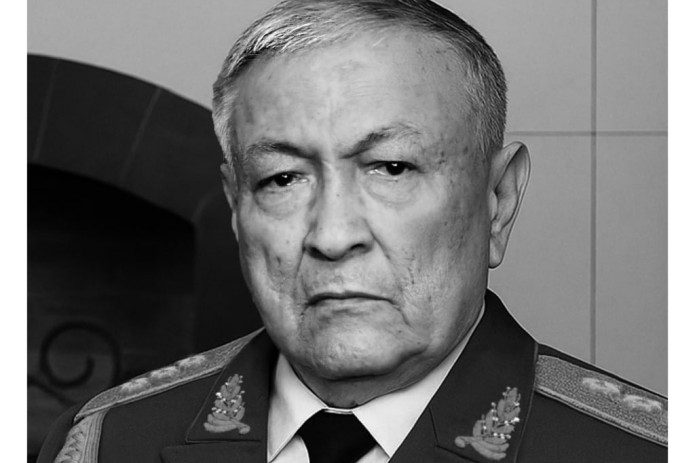 Prezident Shavkat Mirziyoyev iste’fodagi general-polkovnik Rustam Ahmedov vafoti munosabati bilan hamdardlik bildirdi