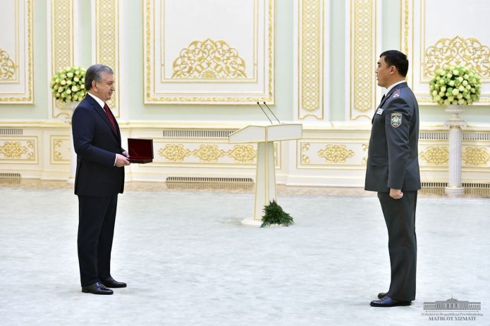 Prezident bir guruh harbiy xizmatchilarni mukofotladi