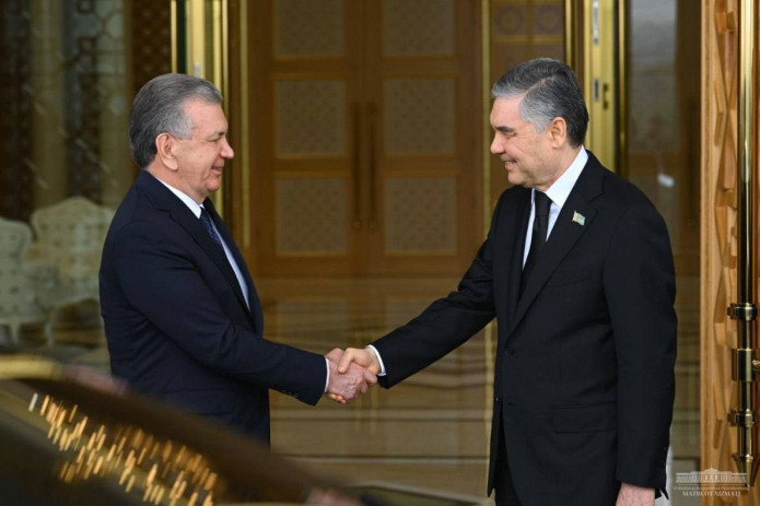 Shavkat Mirziyoyev va Gurbanguli Berdimuhamedov bir-birlarini yaqinlashayotgan Navro'z bayrami bilan tabrikladi