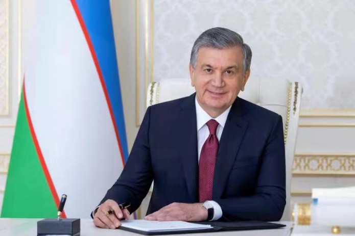 “O‘zbekiston – Xitoy: ming yilliklarni qamrab olgan do‘stlik va hamkorlik” — Xitoyning yetakchi gazetasida Shavkat Mirziyoyevning maqolasi chop qilindi