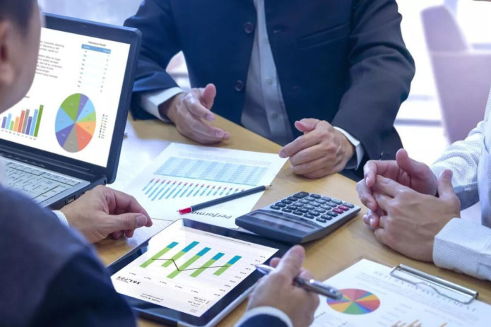 Ichki bozorda raqobat muhiti rivojlantiriladi