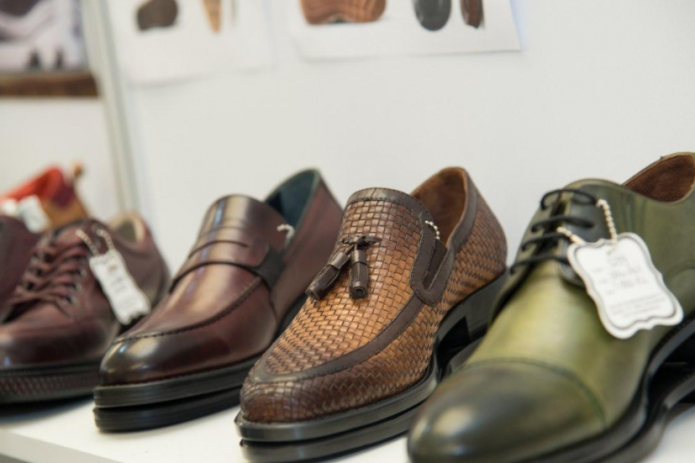 Узбекистан экспортировал более 23 млн пар обуви