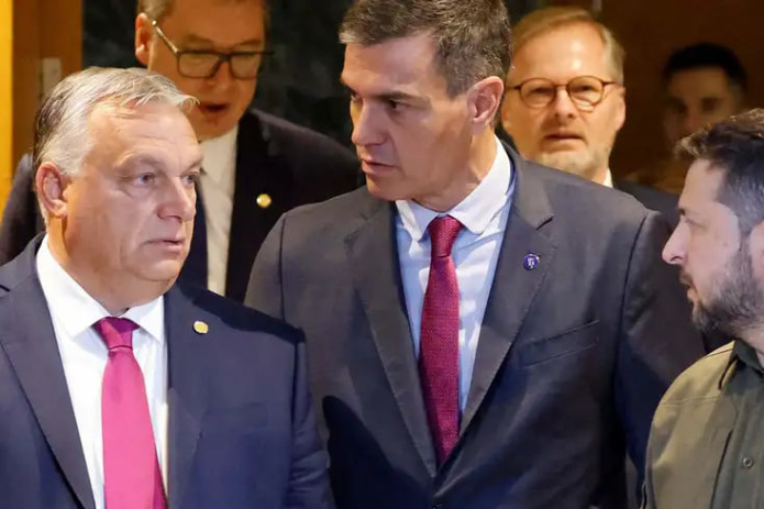 FT: Yevropa Ittifoqi Ukraina manfaati uchun qabul qilish tartibini o'zgartirmoqchi
