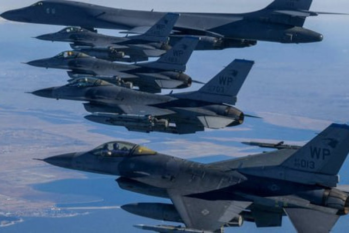 AQSh Ukraina Qurolli Kuchlari uchun F-16 sotib olish va texnik xizmat ko'rsatish paketini tasdiqladi