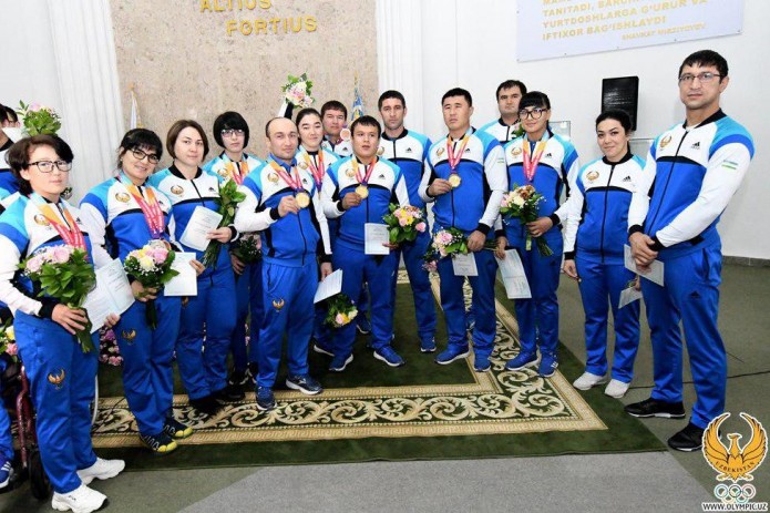 Президент наградил победителей и призеров Параазиатских игр