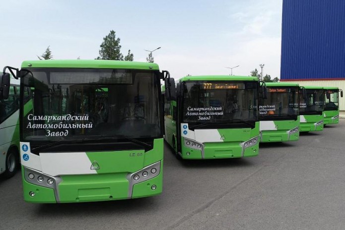 По улицам столицы будут курсировать автобусы с кондиционером