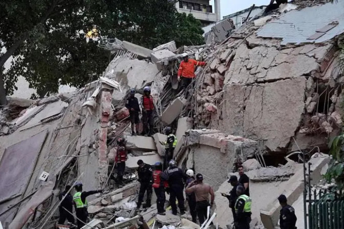 Venesuelada kuchli zilzila ro‘y berdi, Karakasda binolar quladi