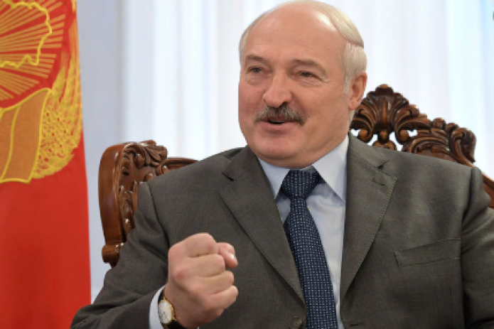 Лукашенко заявил о победе Беларуси над коронавирусом — уже второй раз за последнюю неделю
