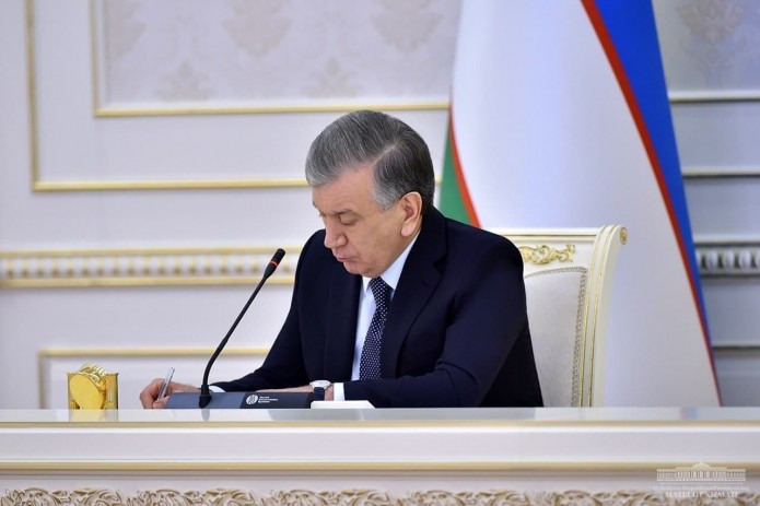Uzbek president urges building more affordable houses as population grows