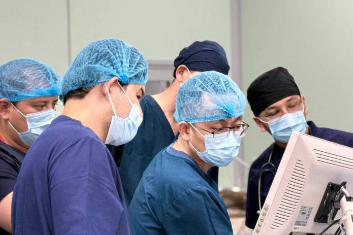 O‘zbekistonda birinchi marta robot yordamida bosh miya biopsiyasi bajarildi