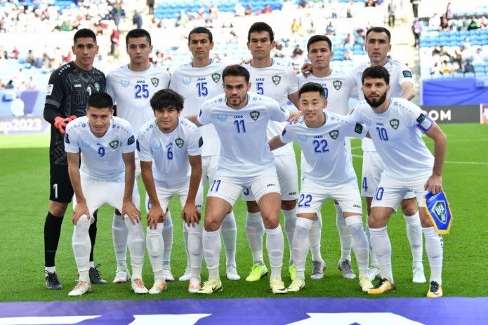 Renowned Cartoonist Supports Uzbekistan National Football Team with Exclusive Caricature