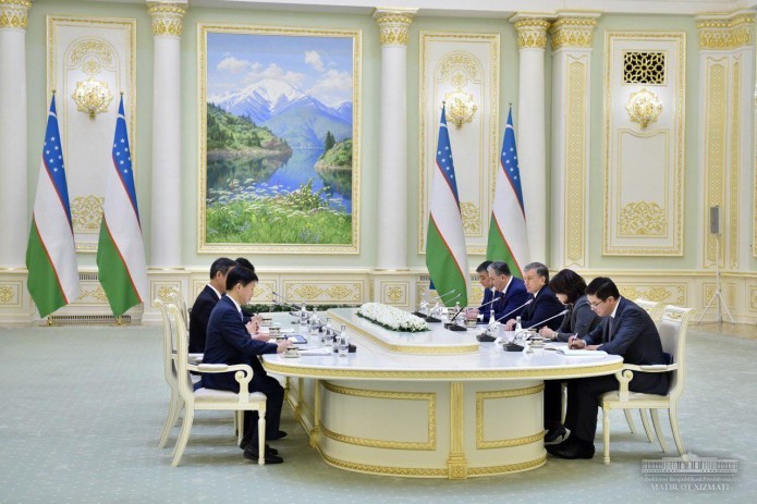 Shavkat Mirziyoyev receives Deputy Prime Minister of Republic of Korea