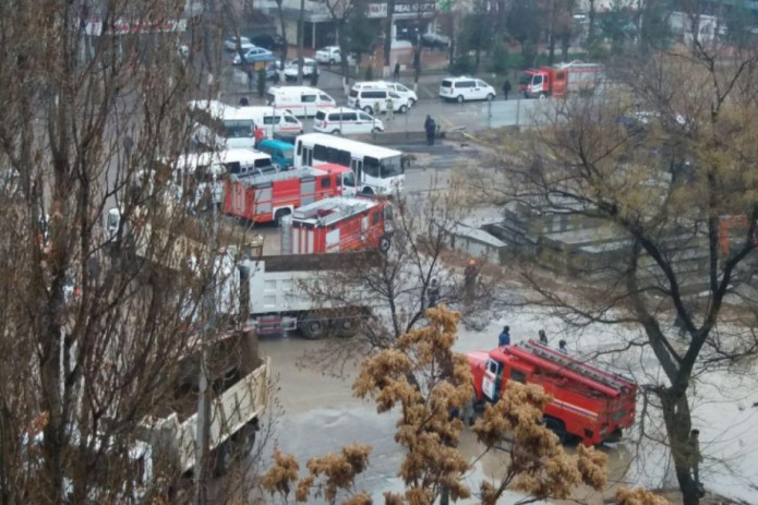 Поисково-спасательные работы на месте обвала грунта Юнусабадской линии метро в Ташкенте завершены