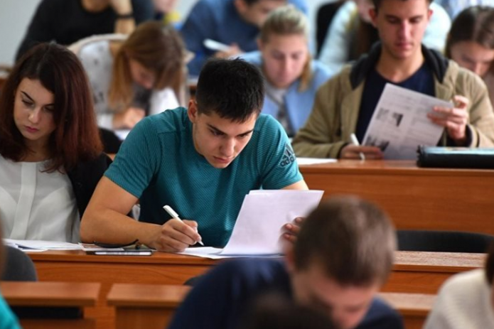 Uzbek citizens to test their language level at GTC