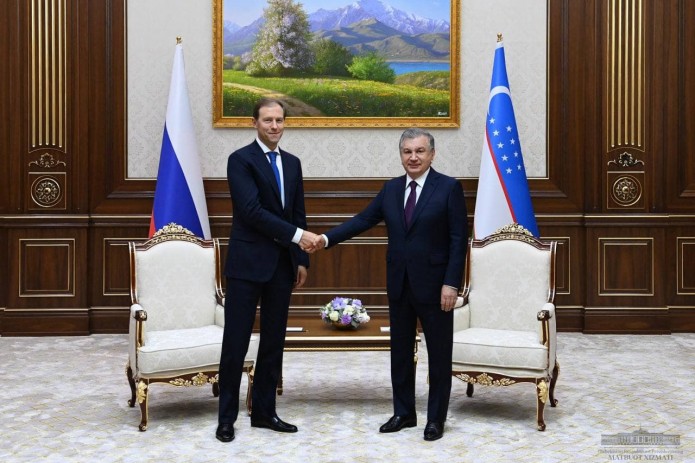 Shavkat Mirziyoyev Rossiya delegatsiyasini qabul qildi