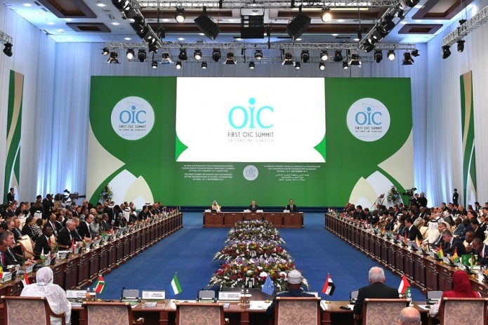 Shavkat Mirziyoyev attends OIC summit on science and technology