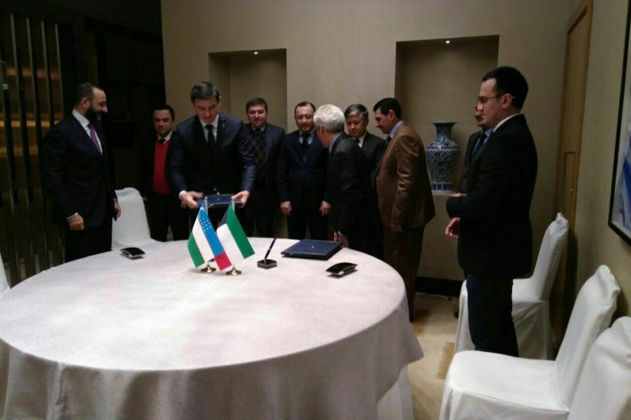 Узбекистан и Кувейтский фонд подписали заемное соглашение на $30 млн.