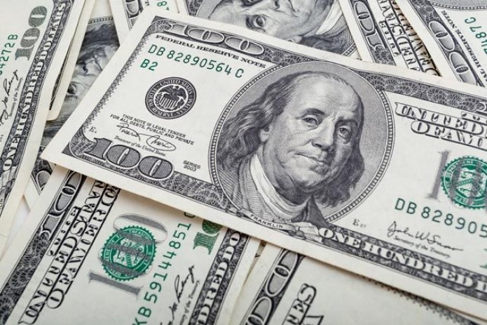 Курс доллара снижается вторую неделю подряд