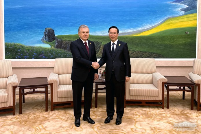 Shavkat Mirziyoyev Vetnam prezidenti Vo Van Txiong bilan uchrashdi