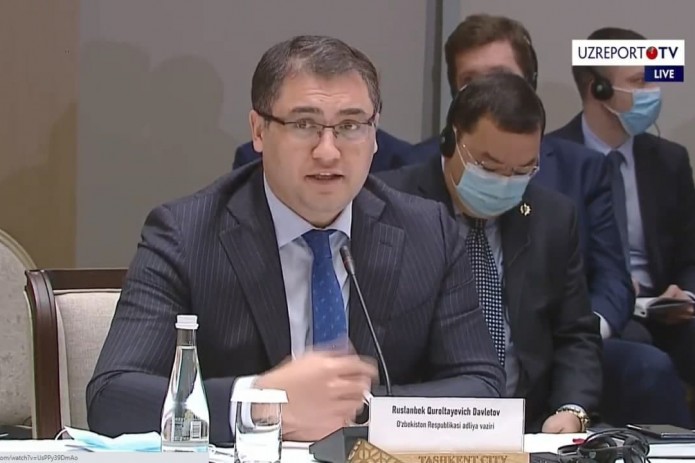Ruslan Davletov: "Bugungi O'zbekiston sharoitida cheklovlar haqida kamroq gapirishimiz kerak"