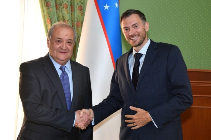 Посол Великобритании Кристофер Алан завершает дипмиссию в Узбекистане