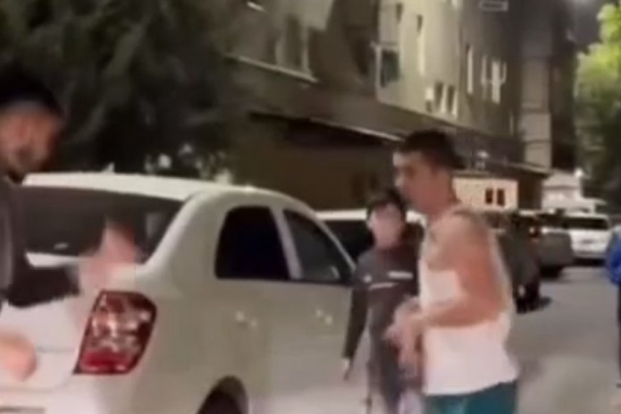 Toshkent shahrida "Spark" hamda "Nexia-3" haydovchi va yo‘lovchilari mushtlashishdi