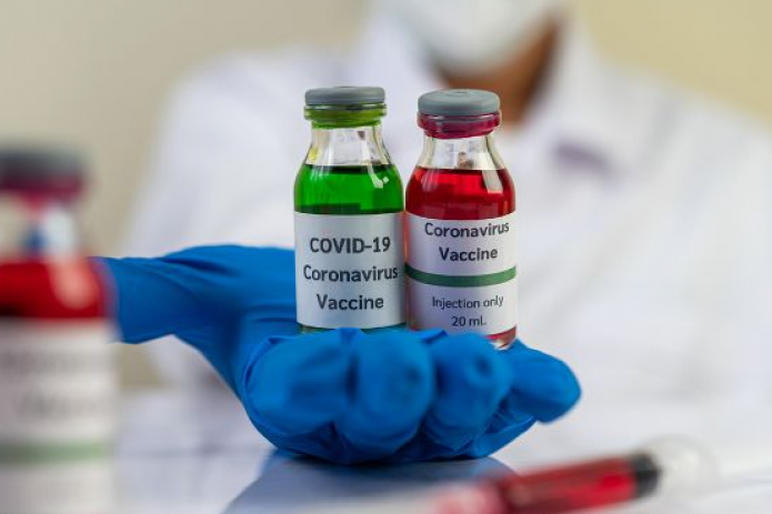 В ЕС планируют провести первые вакцинации против COVID-19 до конца декабря