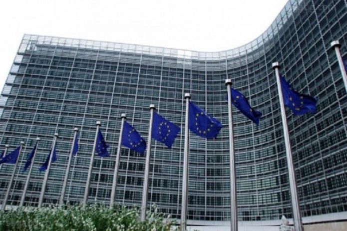Еврокомиссия подверглась критике после запрета на слияние Siemens и Alstom