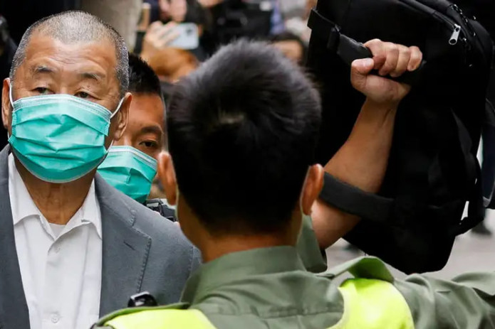 Gonkong muxolifatdagi media magnatini 20 yilga ozodlikdan mahrum qildi