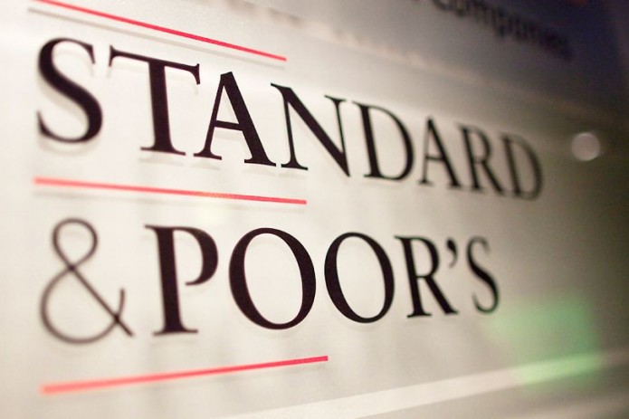 Standard & Poor's повысило рейтинги Узнацбанка до «ВВ-/В»