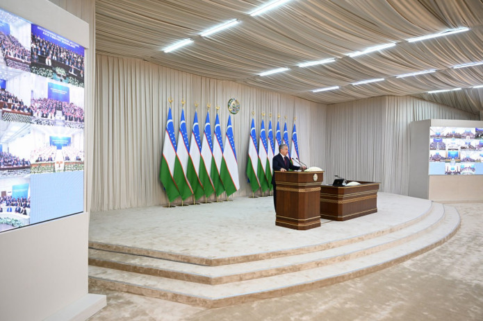 Prezidentimiz tibbiyot xodimlarining mehnatiga qo‘shimcha rag‘batlarni e’lon qildi