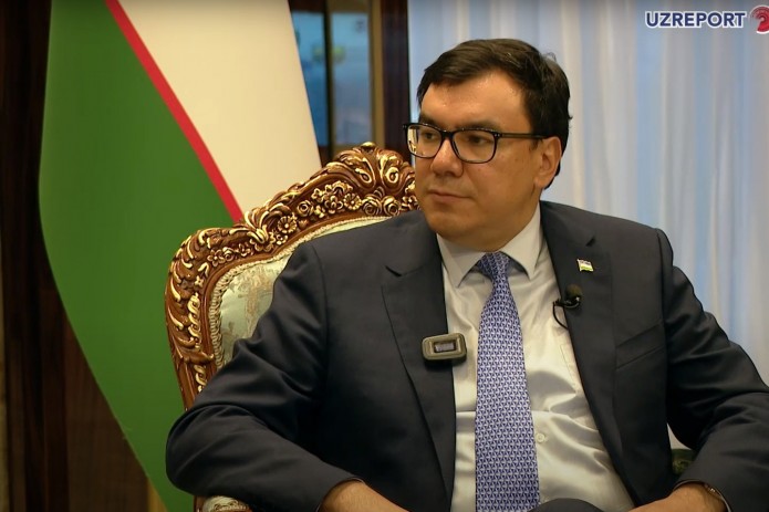 “Aviachiptalarimiz qimmat boʻlsa hech kim Oʻzbekistonga kelmaydi”. Aziz Abduhakimov – mamlakat turizmini rivojlantirish borasida amalga oshirilishi zarur boʻlgan ishlarni aytdi