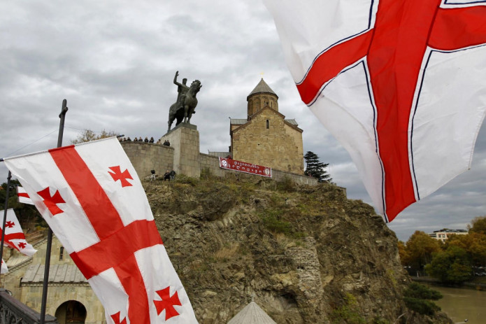 Gurjiston chet elliklarni chiqarib yuborish tartibini soddalashtiradi