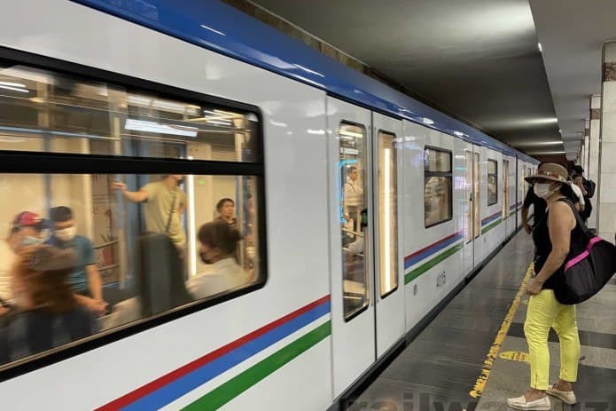 Еще 5 новых российских поездов будут ездить в метро Ташкента