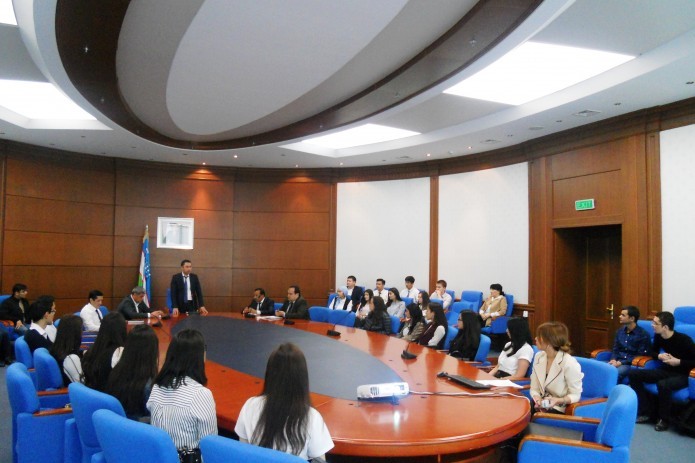 В НКЭИС “Узбекинвест” организована встреча со студентами MDIS