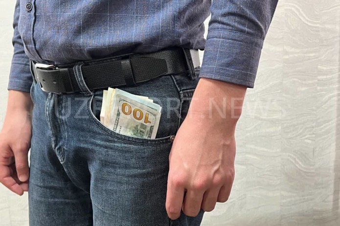 Jizzax viloyatidagi tuman hokimliklaridan birining yuriskonsulti pora bilan qo'lga olindi
