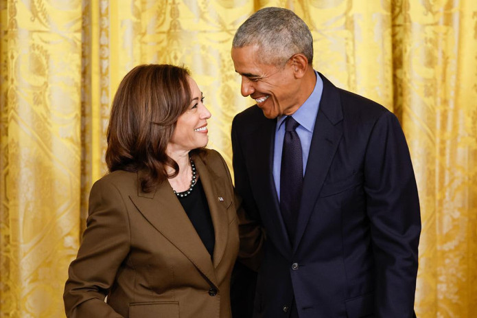 Barak Obama prezidentlik saylovida Kamala Xarrisni qo‘llab-quvvatlashini aytdi