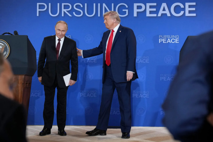 Putin va Tramp Ankorijda qariyb uch soat muzokara o'tkazishdi. Ko'rinishidan, ular hech narsaga kelishib olishmagan