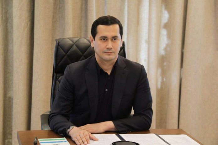 "Pandemiya O'zbekistonni to'xtata olmadi" — Sardor Umurzakov Italiya gazetasiga intervyu berdi