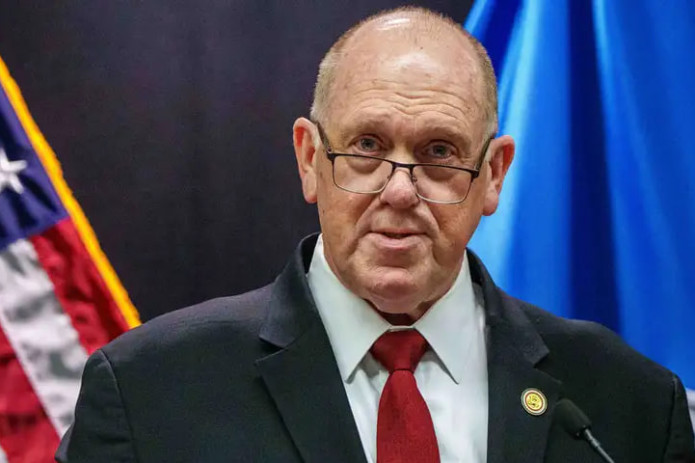 Tramp ma'muriyati: Minnesota reydlari yakunlandi