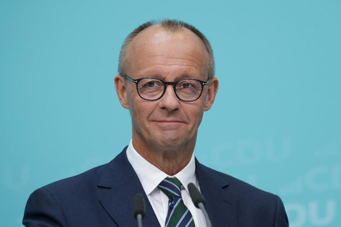 Fridrix Mers ikkinchi urinishda Germaniya kansleri etib saylandi