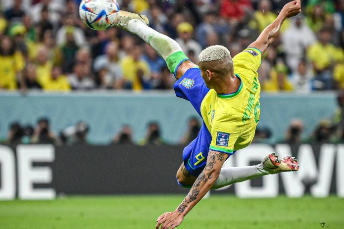 Turnirning eng chiroyli goli urilgan bahsda “pentakampeonlar” Serbiyani mag’lub etdi