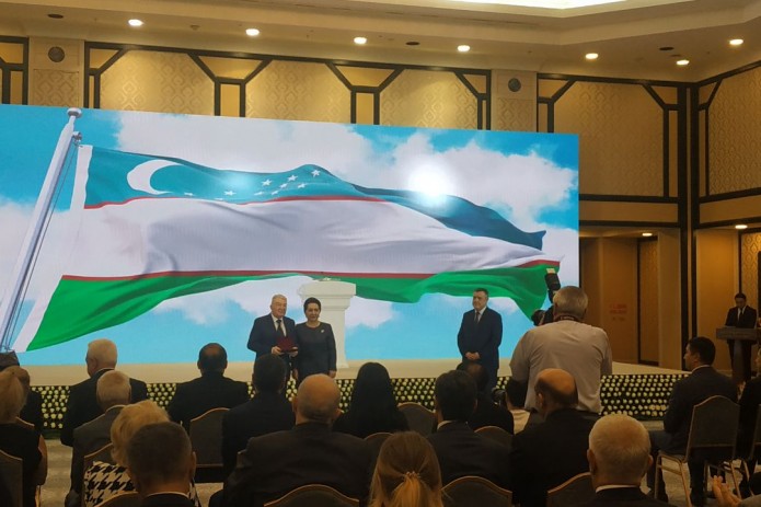 283 nafar yurtdoshlarimiz va xorijiy hamkorlar “Xalqlar do‘stligi” ko‘krak nishoni bilan taqdirlandi