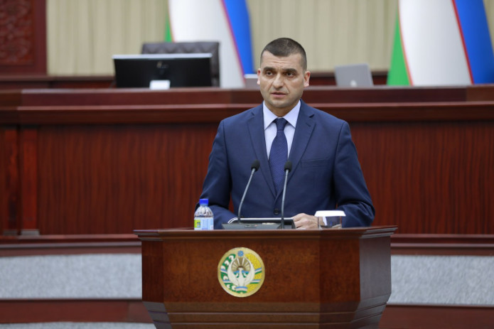 "Sababi korrupsiya bilan bog‘liq" - Sog‘liqni saqlash vaziri yaroqlilik muddati juda qisqa dori-darmonlar sotib olinayotgani haqida