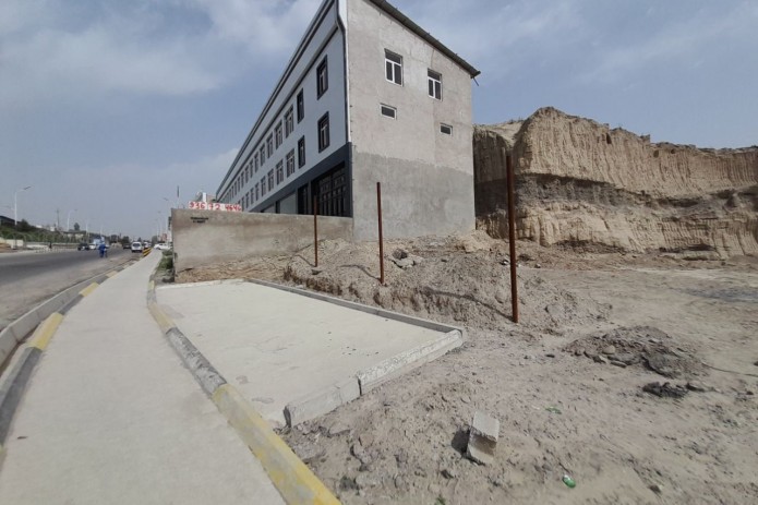 Namanganda arxeologik yodgorlik hokimlik qarori bilan tadbirkorga berib yuborilgan