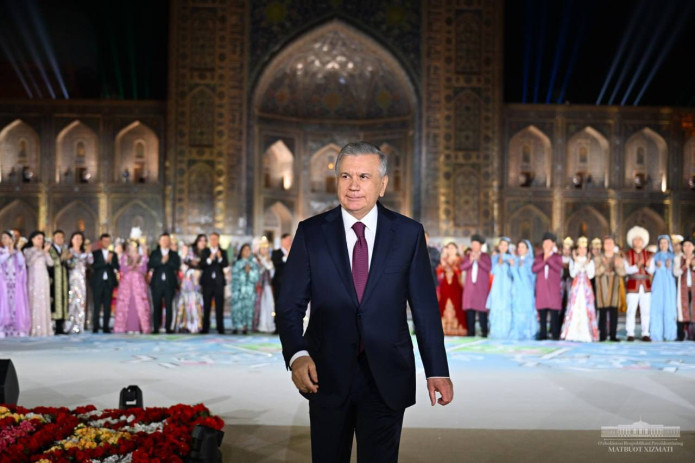 Shavkat Mirziyoyev “Sharq taronalari” o‘n uchinchi xalqaro musiqa festivalining tantanali ochilish marosimida ishtirok etdi