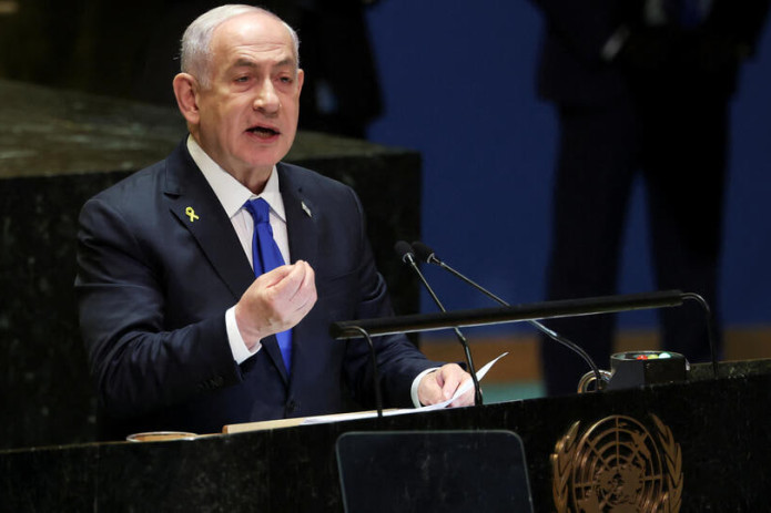 Onam bilan qora taytlarda jinsiy aloqa