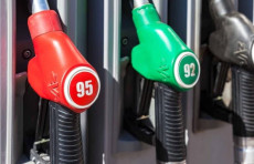 Buxoroda AI-95 deb sotilgan benzin avtomobilni buzib qo‘ydi